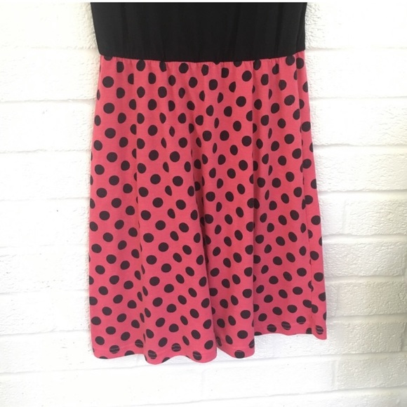Open-back Minidress - Picture 4 of 4